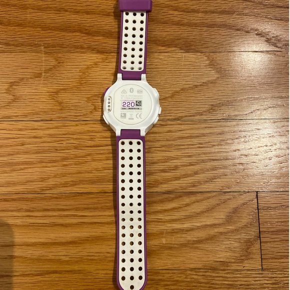 Garmin Forerunner 220 with GPS - Picture 2 of 3